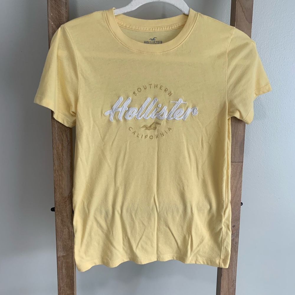 NWT Hollister T-shirt